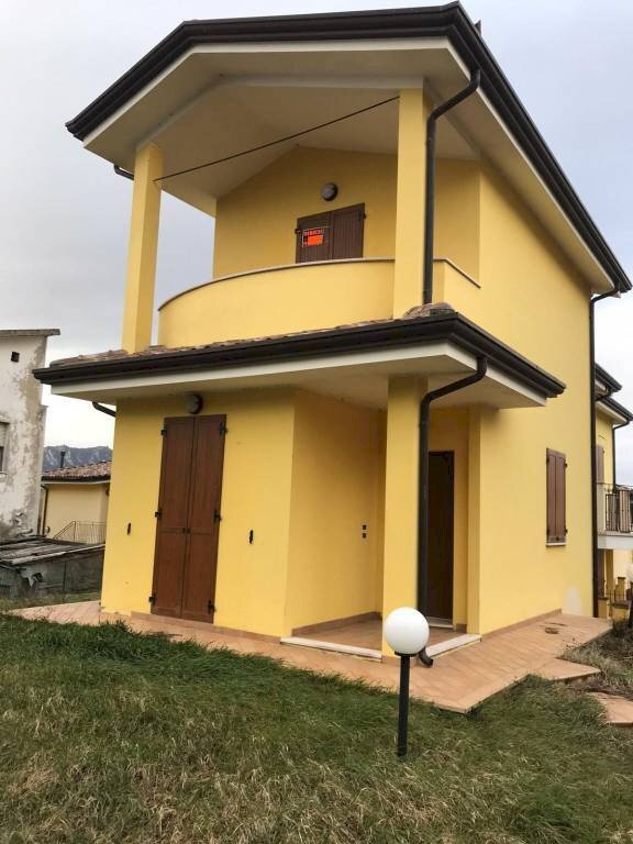 vista frontale - Villa a Schiera via Poggio di Sotto, Montescudo - Monte Colombo - foto 2