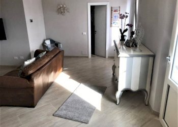 soggiorno - Villa Montescudo - Monte Colombo - foto 7