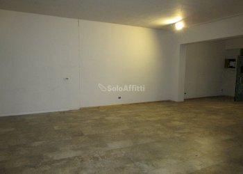 IMG_1421.JPG - Locale Commerciale Viale Pratese 119, Sesto Fiorentino - foto 5