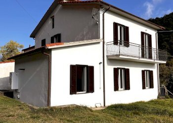 30.jpg - Villa Licciana Nardi - foto 1