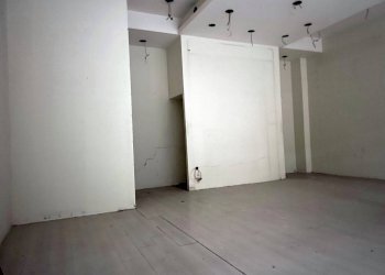 Stanza non arredata - Shop via Napoli, Casalnuovo di Napoli - photo 5