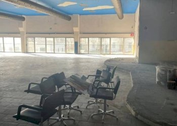 Interno non residenziale - Negozio via Monte Grappa, Pavia - foto 3