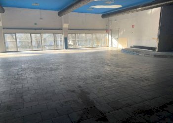 Interno non residenziale - Negozio via Monte Grappa, Pavia - foto 9