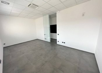 ufficio - Ufficio SS42, San Paolo d'Argon - foto 11