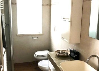 BAGNO NUMERO 1 - Villa Trifamiliare Senigallia - foto 8