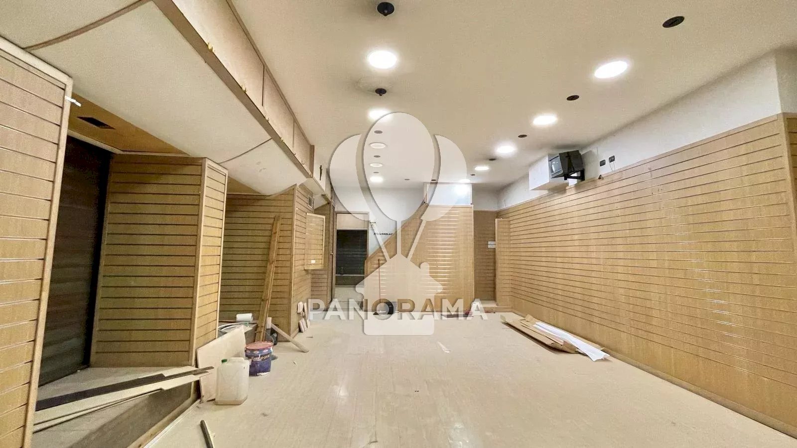 Negozio Corso VI Aprile, Alcamo - foto 2