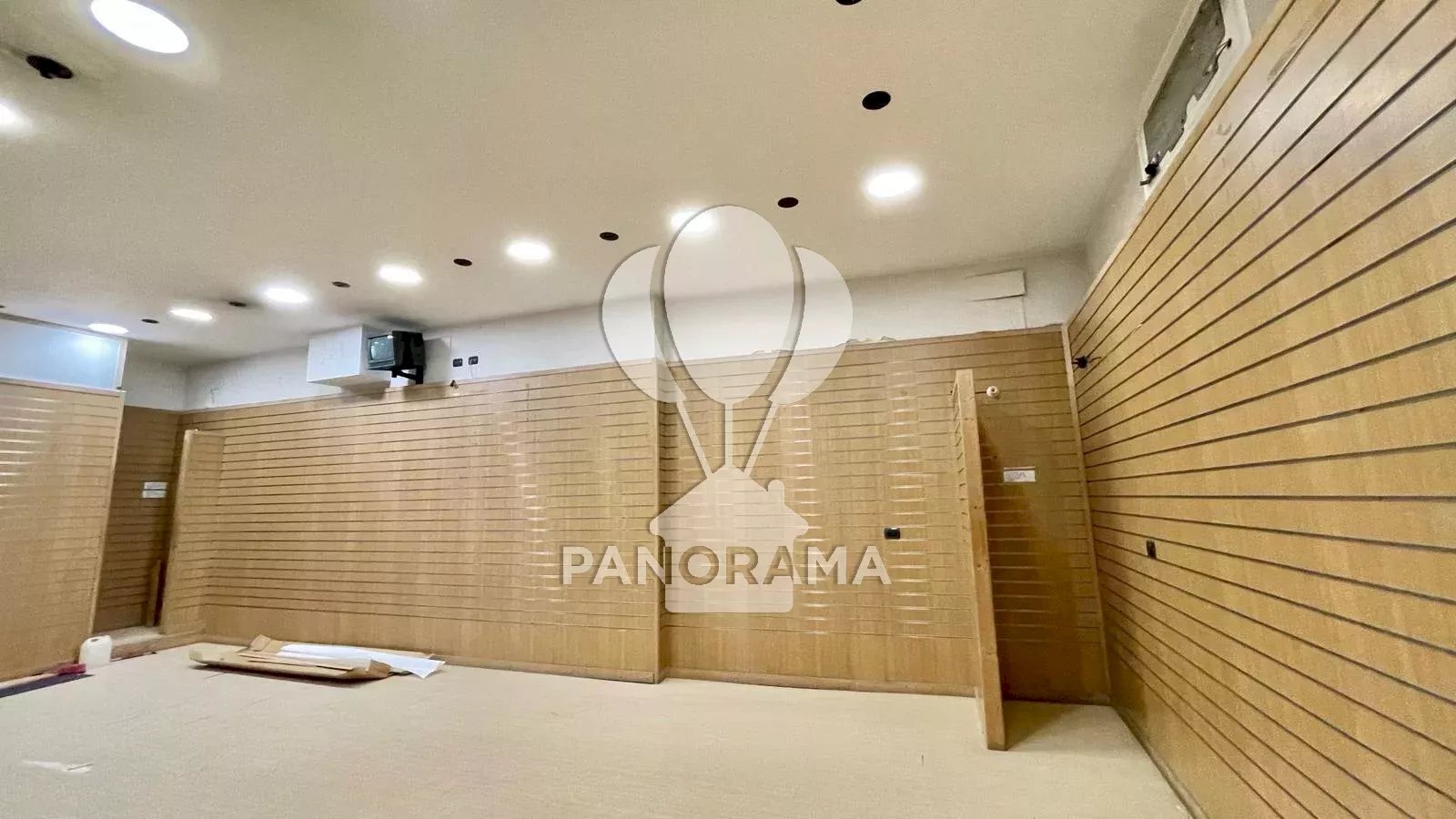 Negozio Corso VI Aprile, Alcamo - foto 3