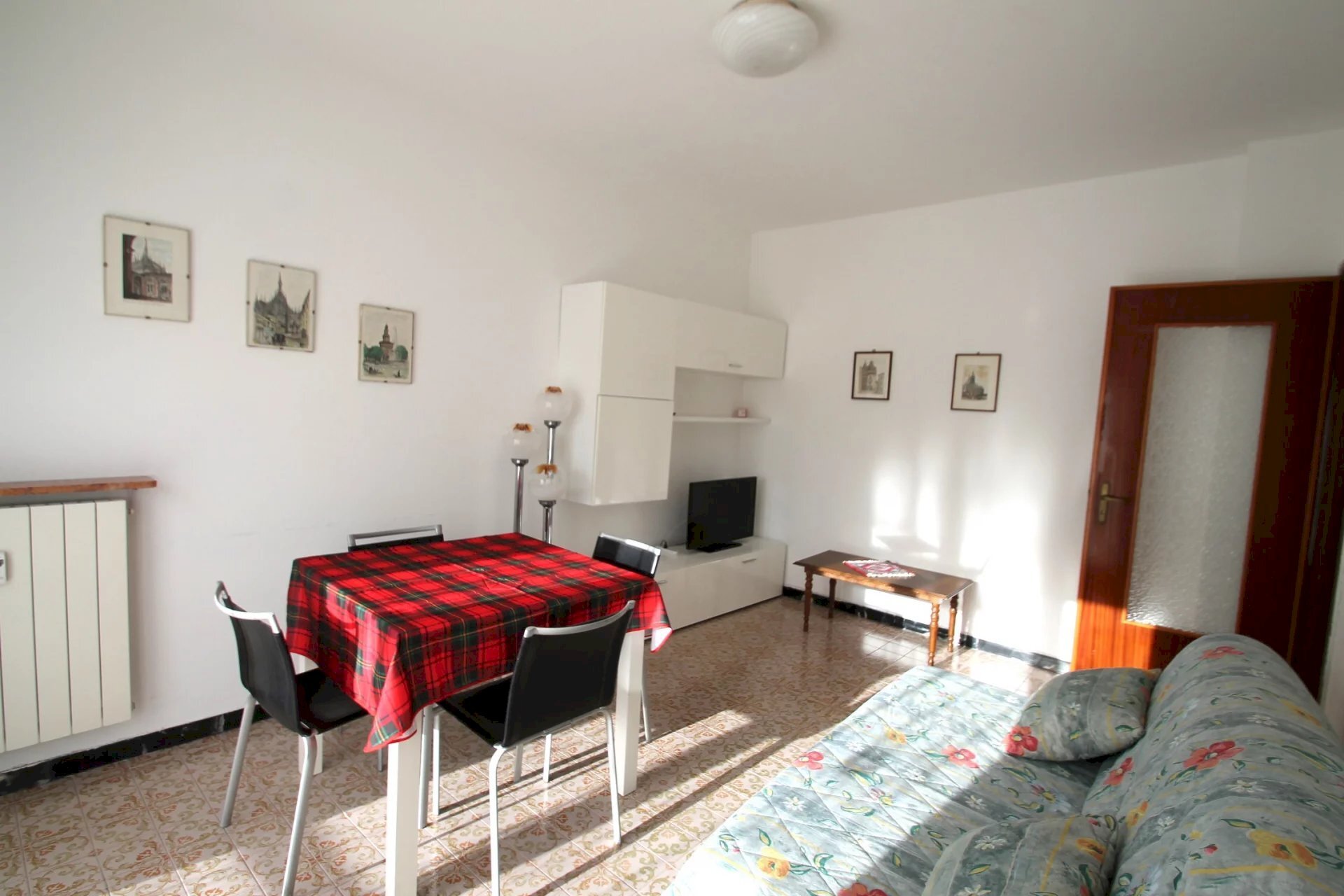Three-room apartment Via Dante 9., Borghetto Santo Spirito - photo 3
