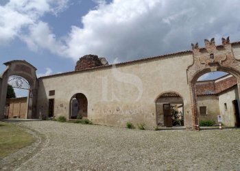 Piemonte Castello In Vendita - Castle Alba - photo 10