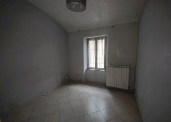 One-room apartment 15, Via Lamporo, Torino (neighborhood Borgo Vittoria) - photo 8