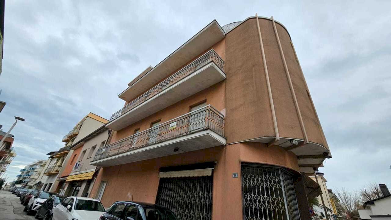 FOTO 2.jpg - Villa Bellaria-Igea Marina - foto 2