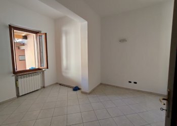 camera da letto - Two-room apartment centro, Castel San Giovanni - photo 18