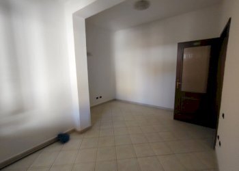 camera da letto - Two-room apartment centro, Castel San Giovanni - photo 19