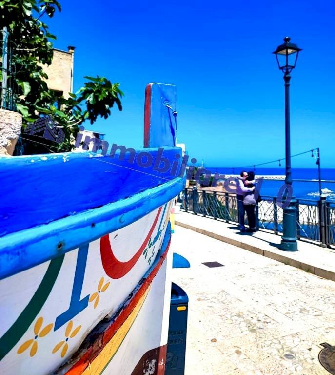 jsjsj - Shop viale Umberto I, 49, Castellammare del Golfo - photo 3