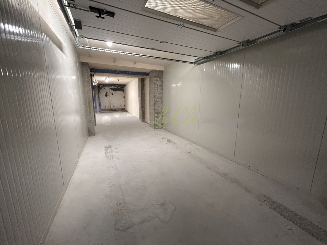 VENDITA COURMAYEUR - BOX AUTO DOPPIO - Box Via Circonvallazione 53, Courmayeur - foto 1