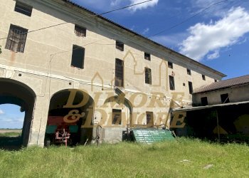 IMG_2110.JPG - Casale Strada Provinciale 76, Garbagna Novarese - foto 2