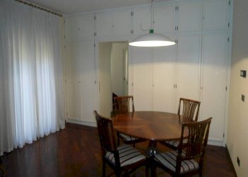 TAVOLO - Appartamento piazza Galileo Galilei, Bologna (zona Centro Storico) - foto 7