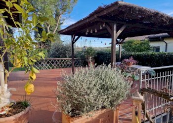 09.jpg - Casa indipendente Via Milano, Castiglione del Lago - foto 9