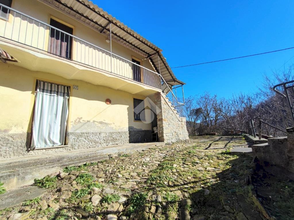 Casa indipendente Frazione Marguata Superiore, San Sebastiano Curone - foto 2