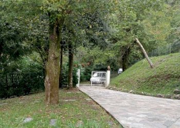 4d60d72a-ee21-4408-b156-c5be1ddb7948.jpg - Casa indipendente Fosdinovo - foto 2