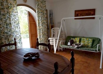 8a771b3a-dba3-4d33-803d-addf5c57d967.jpg - Casa indipendente Fosdinovo - foto 5