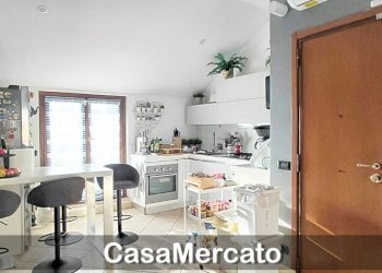 b7.jpg - Attico Rocca di Papa - foto 5