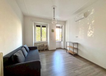 One-room apartment Lungotevere Testaccio, Roma - photo 4