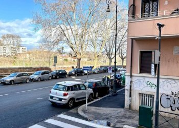One-room apartment Lungotevere Testaccio, Roma - photo 21