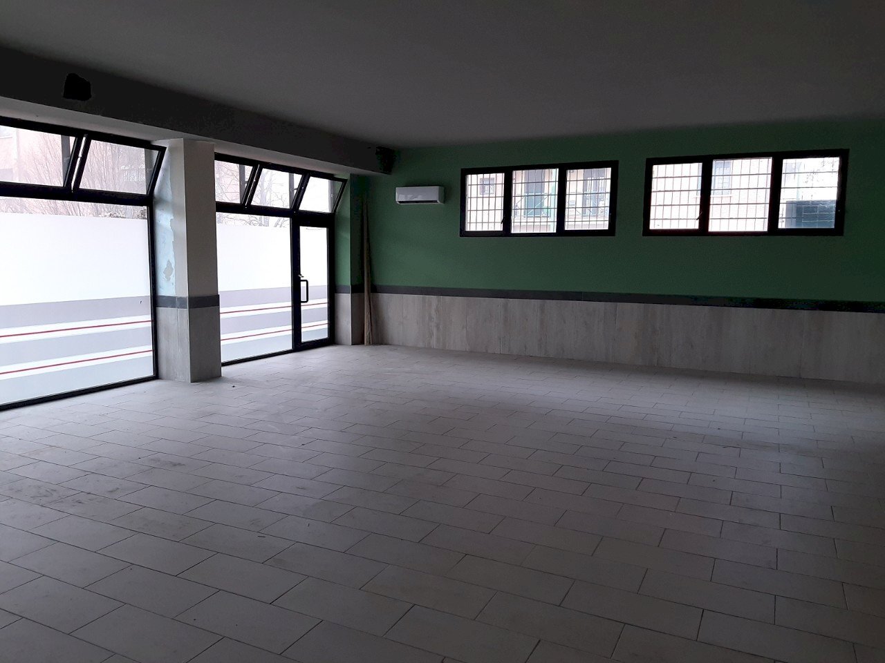 Shop Reggio nell'Emilia - photo 3