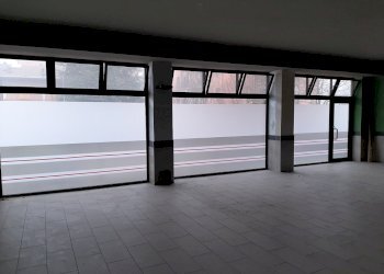 Shop Reggio nell'Emilia - photo 1