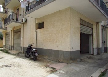 Magazzino Via dei Tigli 20, Sciacca - foto 2