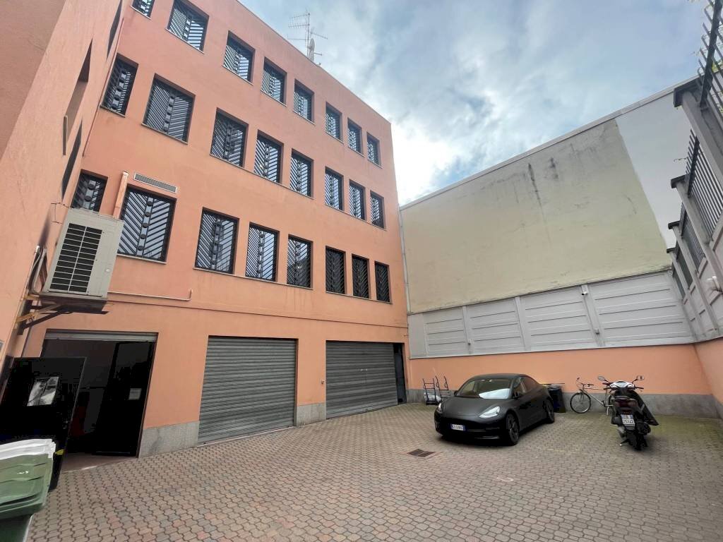 Three-room apartment Milano - photo 2