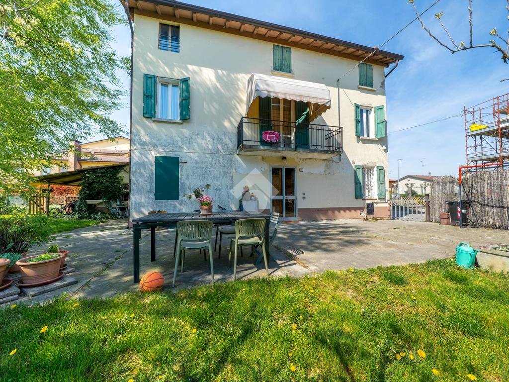 Independent house Via fratelli cervi, Castelnovo di Sotto - photo 2