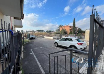 Trilocale Via Santo Stefano Quisquina, Roma (zona Borghesiana) - foto 3