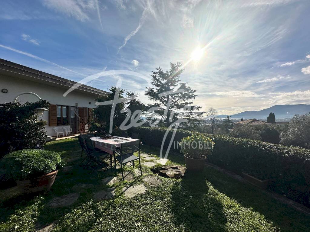 Giardino - Villa via Montepertico, La Spezia - foto 1