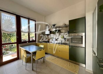 Cucina - Villa via Montepertico, La Spezia - foto 12