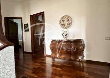 Interno appartamento - Villa via Montepertico, La Spezia - foto 14