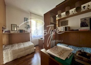 Camera da letto - Villa via Montepertico, La Spezia - foto 17