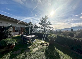 Giardino - Villa via Montepertico, La Spezia - foto 1