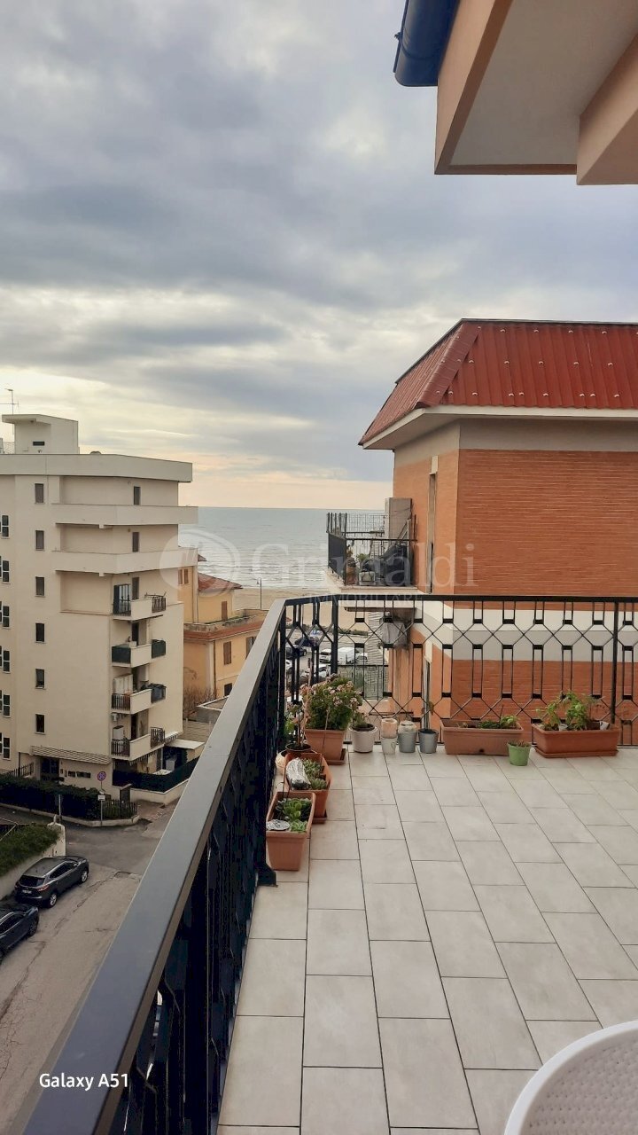 df43ec22-3287-4cbd-a313-7e7285dbd240.jpg - Three-room apartment Via Venezia 5, Nettuno - photo 1