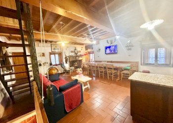 IMG_1094 3.JPG - Porzione di casa Massarosa - foto 3