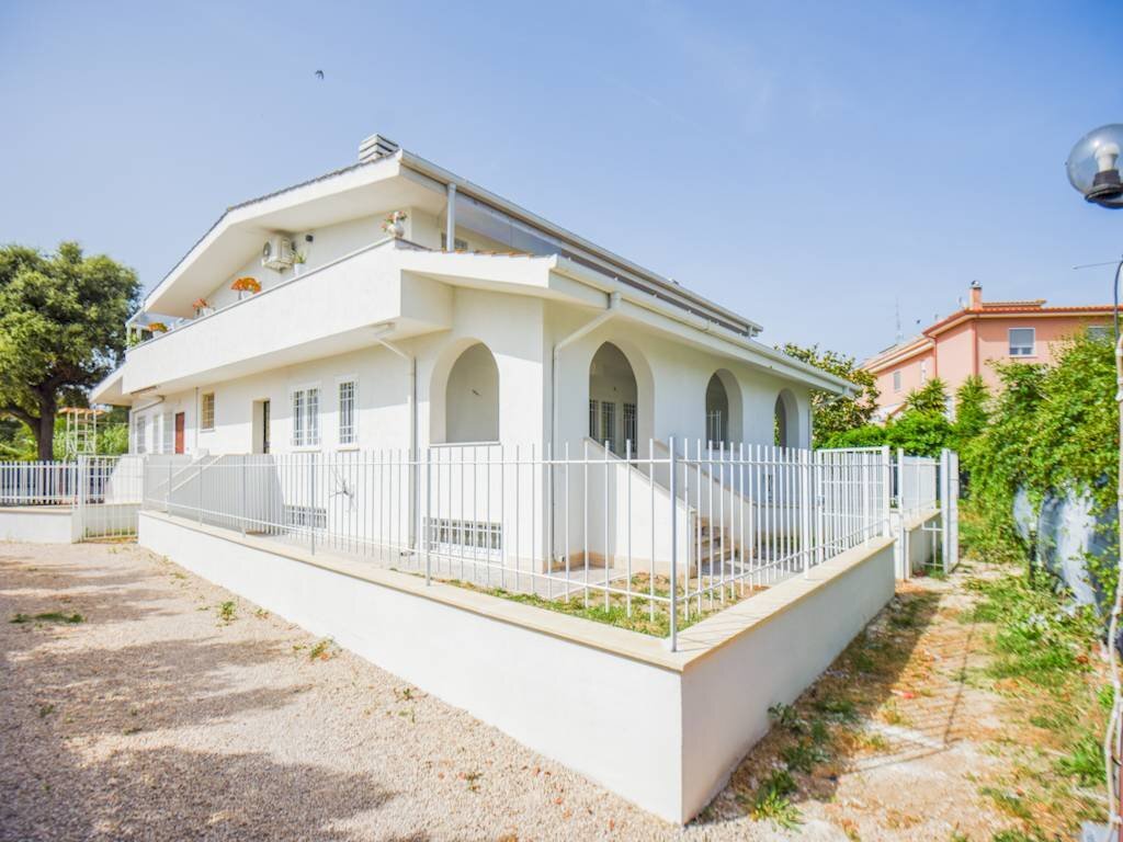 Trilocale Via Tommaso Traetta, Roma (zona Infernetto) - foto 2