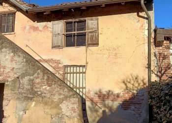 Facciata - Magazzino Via Malvicino, Castel San Giovanni - foto 26