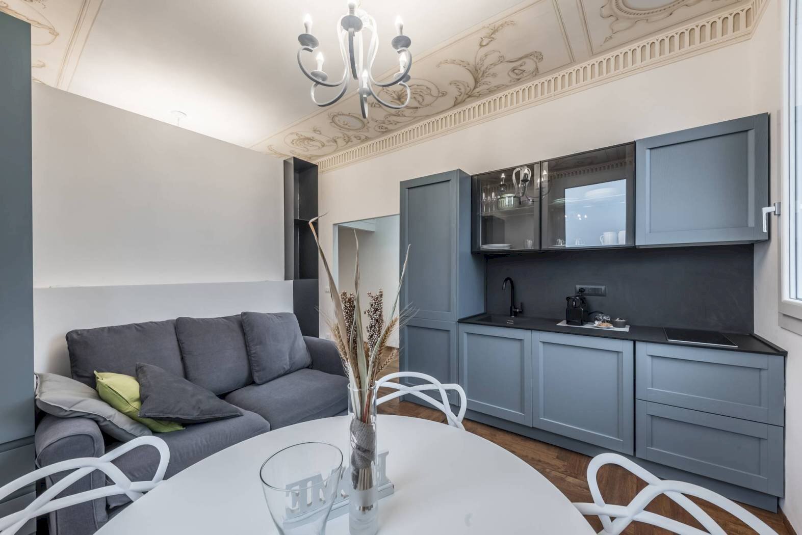 Two-room apartment Largo Porta Sant'Agostino, Modena (neighborhood Centro Storico) - photo 1