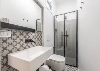 Two-room apartment Largo Porta Sant'Agostino, Modena (neighborhood Centro Storico) - photo 14