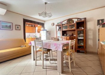 WhatsApp Image 2024-02-01 at 12.04.33 (18).jpeg - Independent house Tremestieri Etneo - photo 18