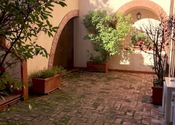 62b4f803-2808-46b0-81b0-a612d90abd62.jpg - Porzione di casa Ameglia - foto 2