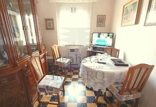 Three-room apartment Via Colonnello Aprosio, Vallecrosia - photo 1