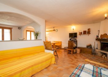 Four-room apartment Borgo Saretto, Snc, Acceglio - photo 1