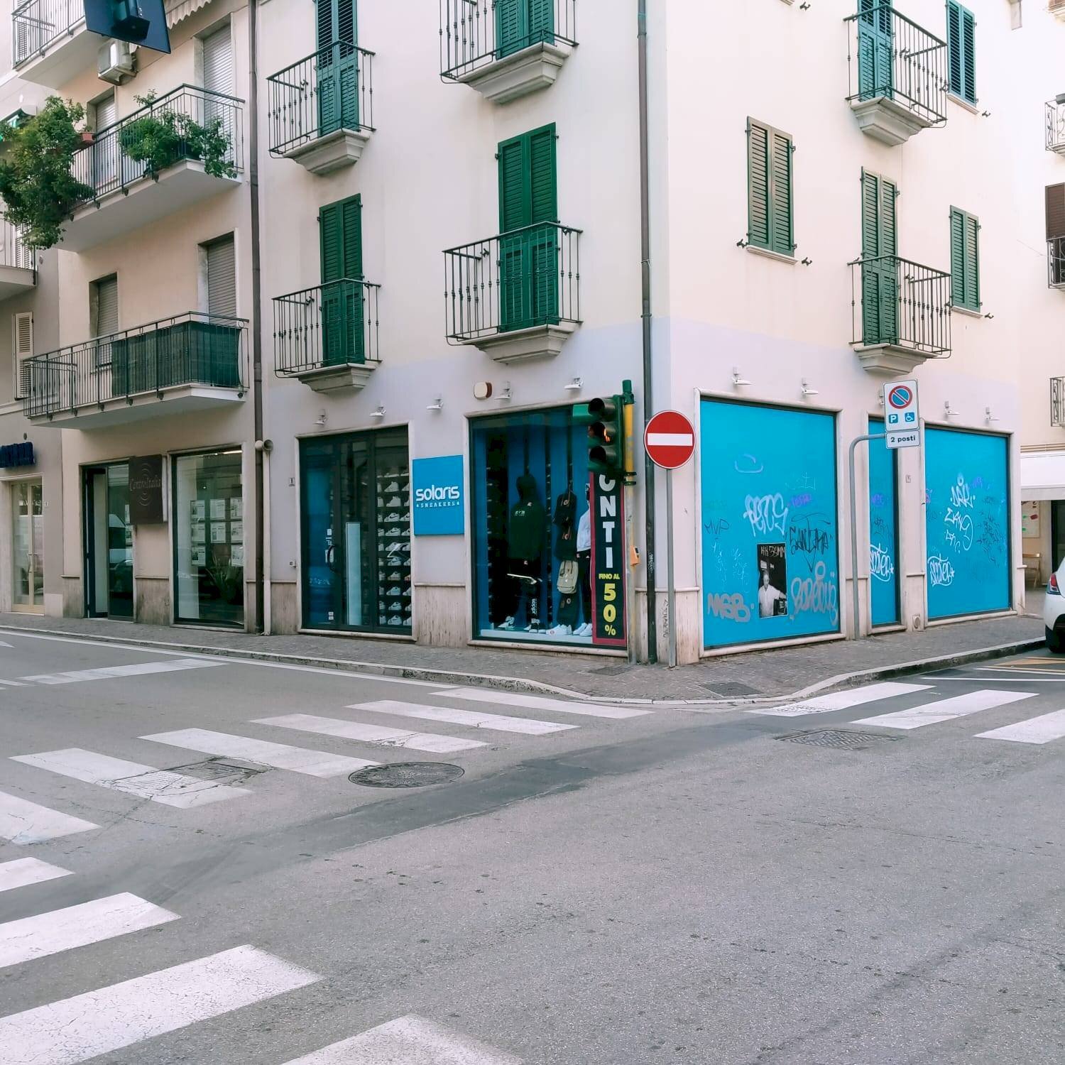 Locale Commerciale Via San Martino, San Benedetto del Tronto - foto 1